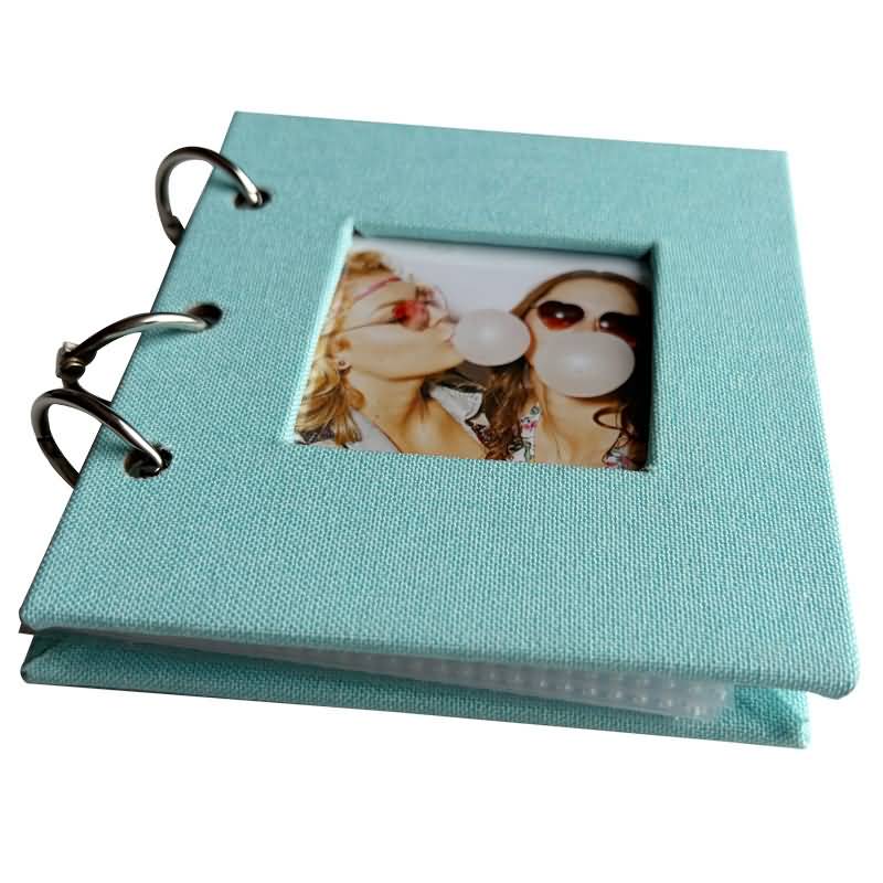 Portable pocket album